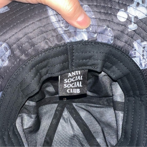 Anti Social Social Club Rod Bell Bucket Hat in Black - Picture 7 of 7
